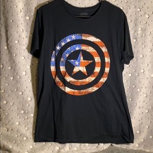 🇺🇸Marvel’s Captain American Tee 🇺🇸